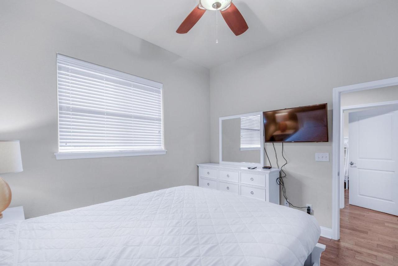 Alerio B203 Villa Destin Dış mekan fotoğraf